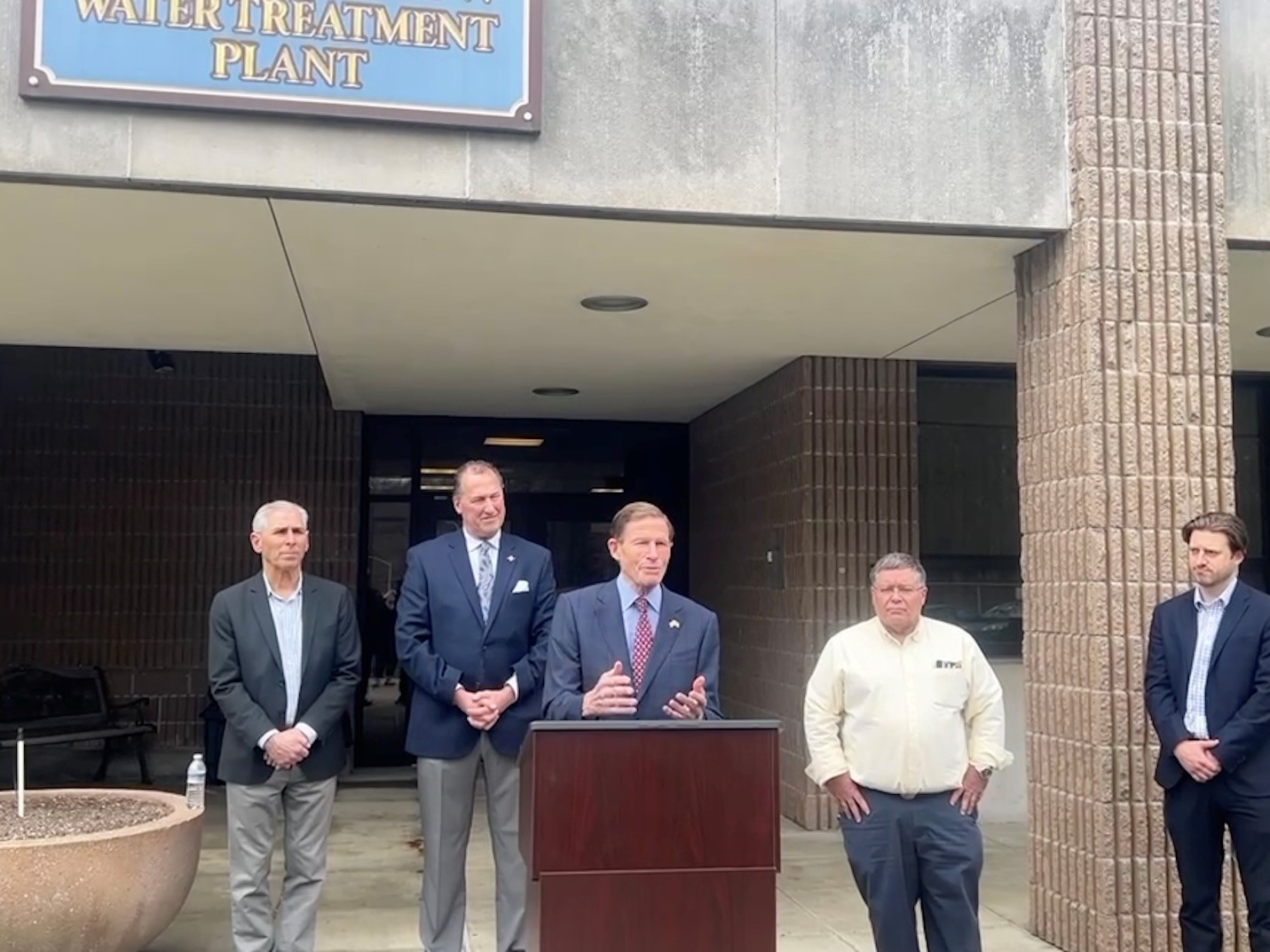 Blumenthal announced $1.8 million for the town of Manchester to upgrade drinking water services to two distressed neighborhoods and connect sewer lines to a new affordable housing development. 